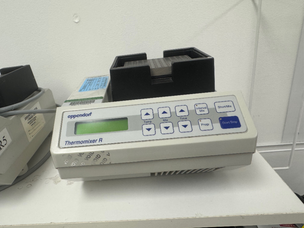 Image of Eppendorf Thermomixer R Microplate Shaker
